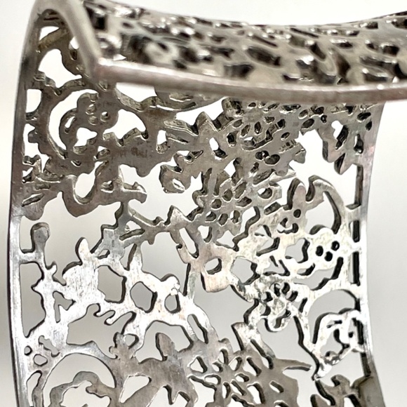 Vintage Ornate Cuff Bracelet - Picture 11 of 15